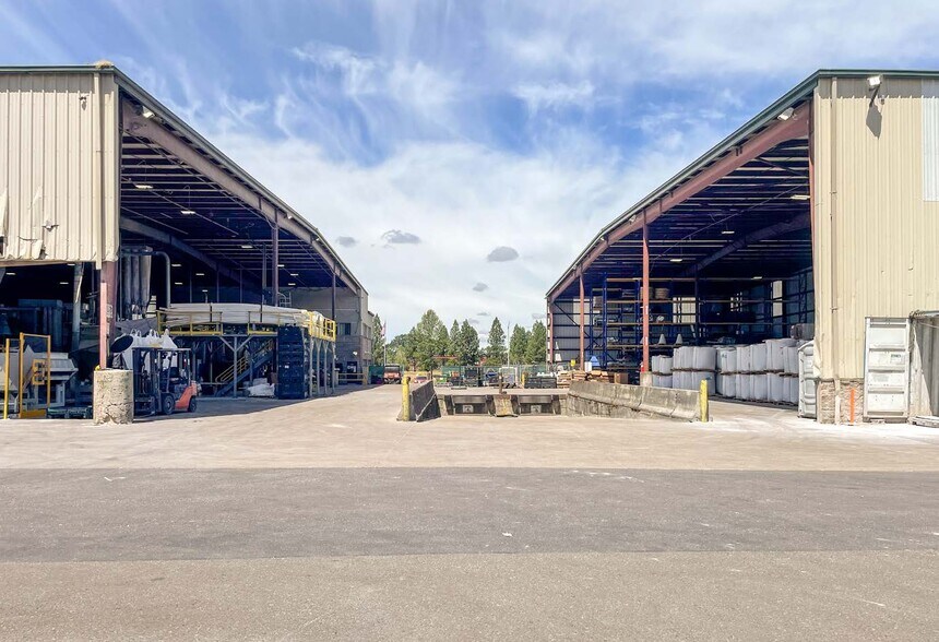 More Photos Of 291 Commercial Pky, Molalla Industrial For Lease