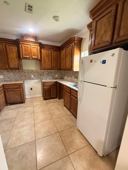 More Photos Of 16160 Porter Ln, Porter Land For Lease