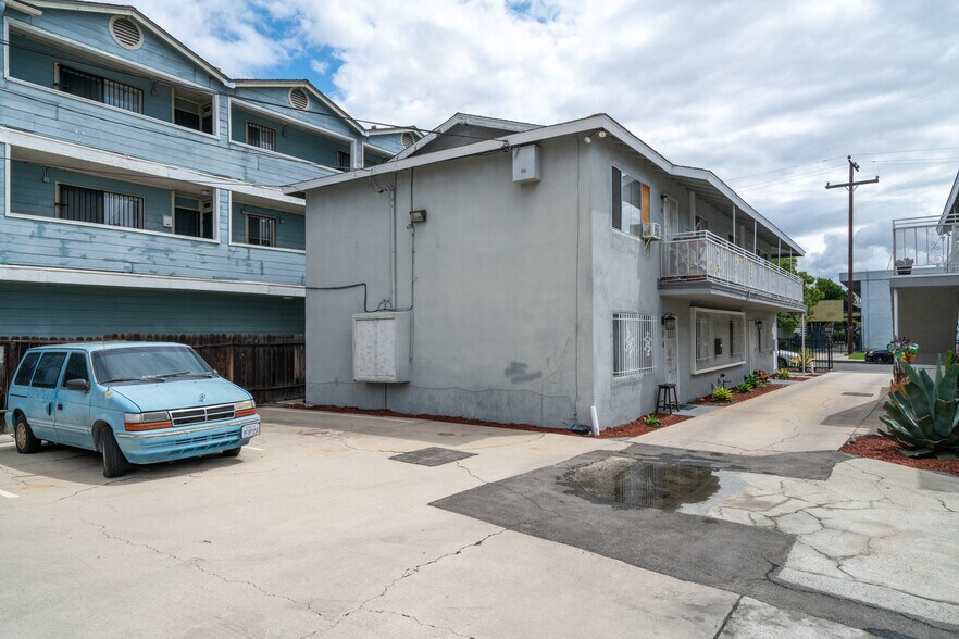 More Photos Of 6645 Hammond Ave, Long Beach Apartments For Sale
