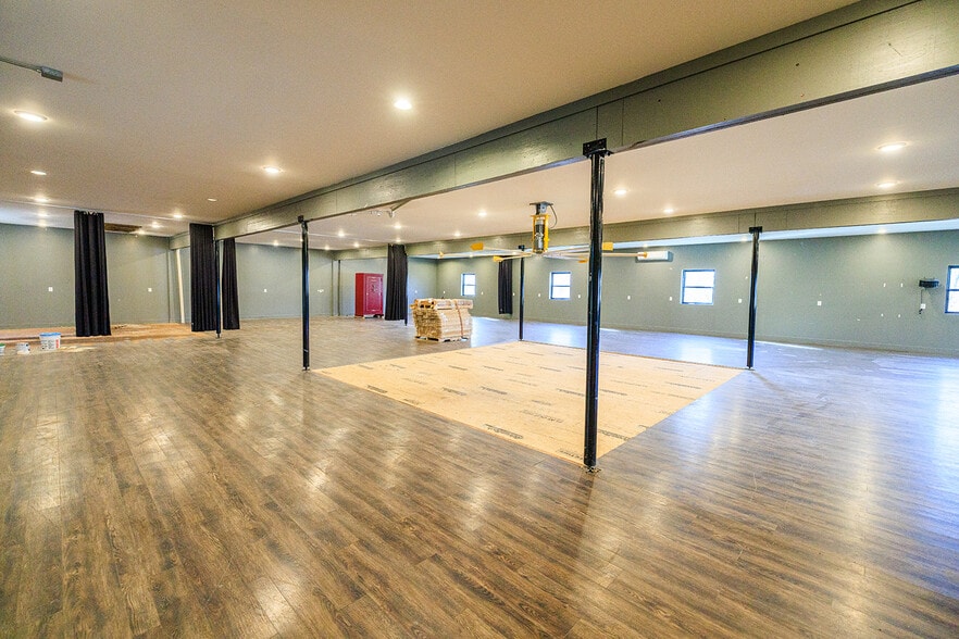 More Photos Of , Bloomington Unknown For Sale