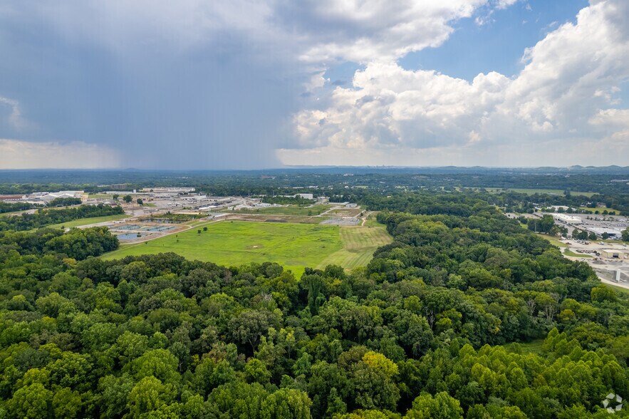 More Photos Of 1002 Industrial Dr, Old Hickory Land For Lease