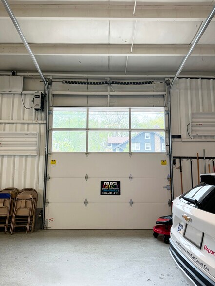 More Photos Of 1020 Runnion Ave, Fort Wayne Light Distribution For Lease