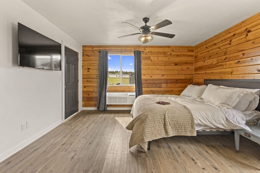 More Photos Of 244 S Main St, Hatch General Retail For Sale