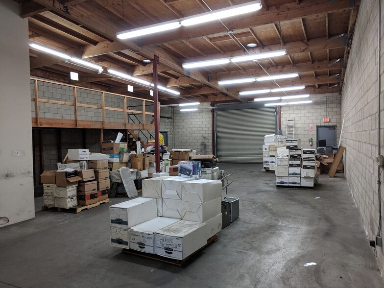 More Photos Of 7635 Serapis Ave, Pico Rivera Warehouse For Lease