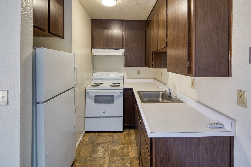 More Photos Of 1405 Yuba St, Marysville Apartments For Sale