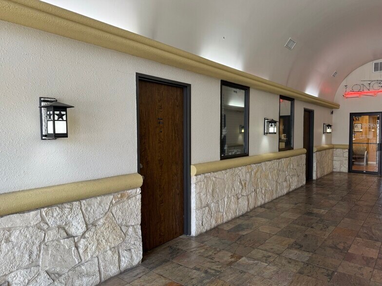 More Photos Of 7995 Bellfort St, Houston Medical For Lease
