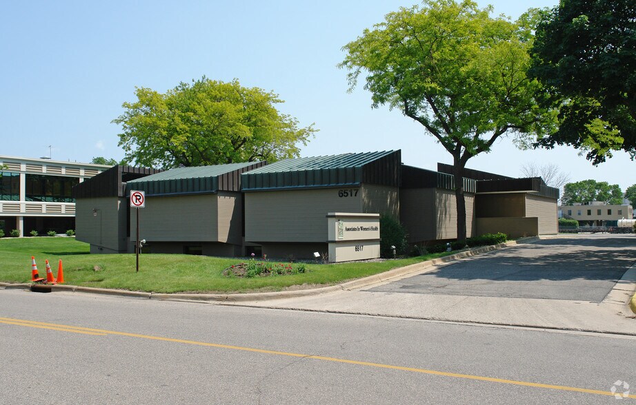 Primary Photo Of 6517 S Drew Ave, Edina Medical For Lease