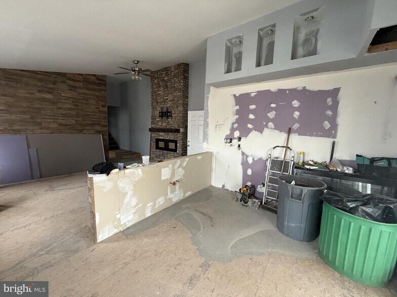 More Photos Of 1262 Church St, Reading Storefront Retail Residential For Sale