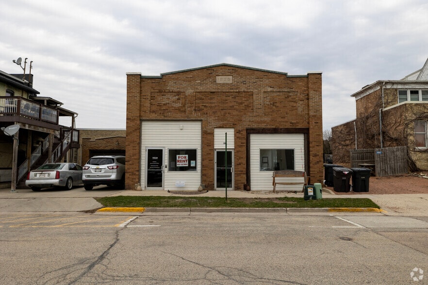 Primary Photo Of 230 S Main St, Jefferson Freestanding For Lease