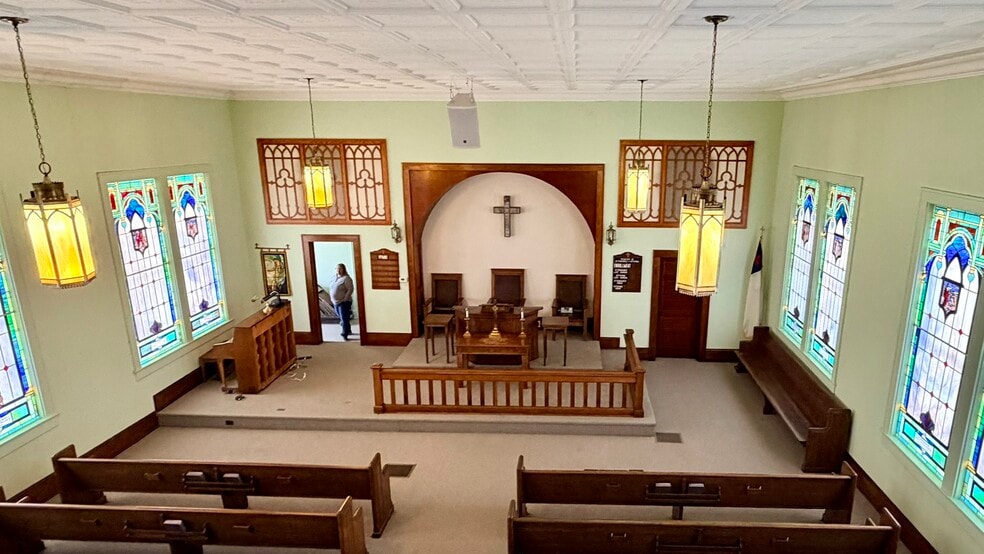 More Photos Of 204 N Main St, Richfield Specialty For Sale