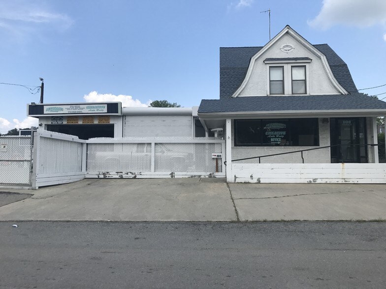 More Photos Of 101 Nepperhan Ave, Elmsford Service For Lease