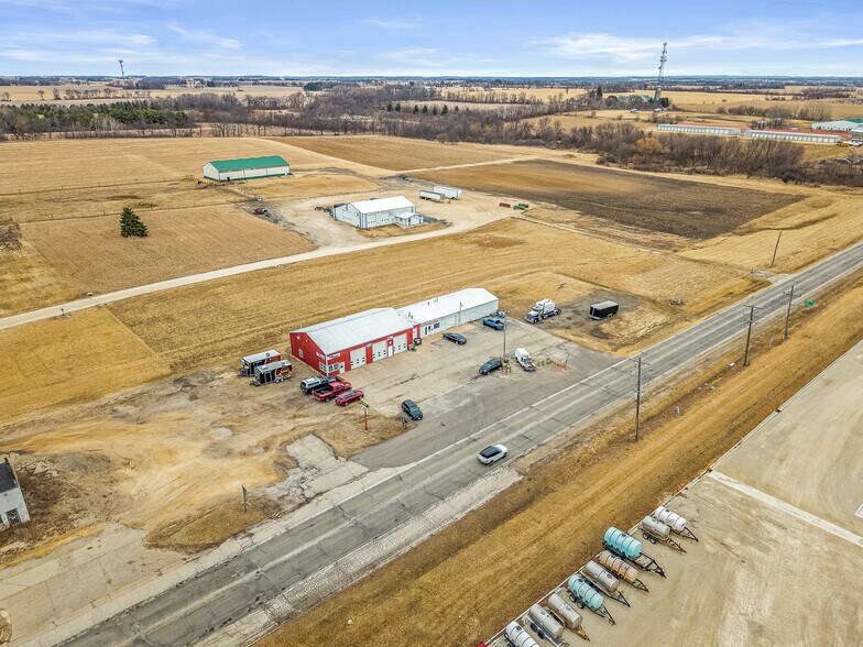 More Photos Of 4554 Il Route 173, Poplar Grove General Retail For Sale