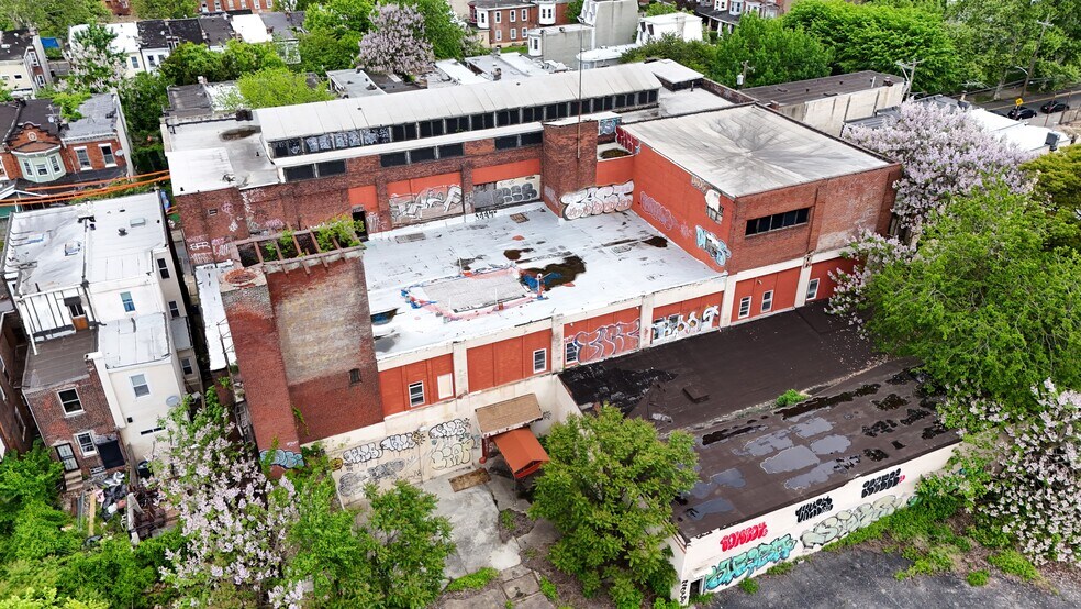 More Photos Of 2214 W Ontario St, Philadelphia Multifamily For Sale