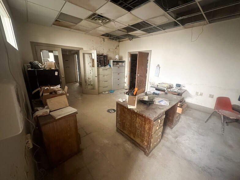 More Photos Of 215 Lelia St, Pittsburgh Multifamily For Sale