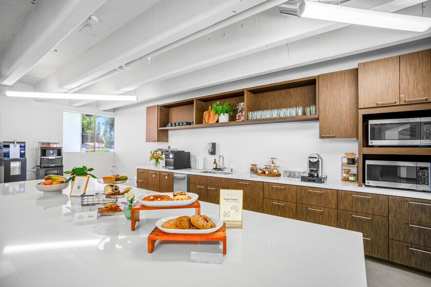 More Photos Of 80 Willow Rd, Menlo Park Office For Lease