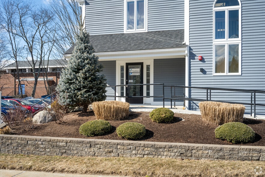 More Photos Of 532 Page St, Stoughton Office For Lease