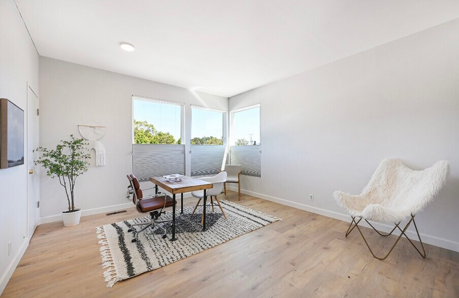 More Photos Of 125-131 Camino Alto, Mill Valley Office For Lease
