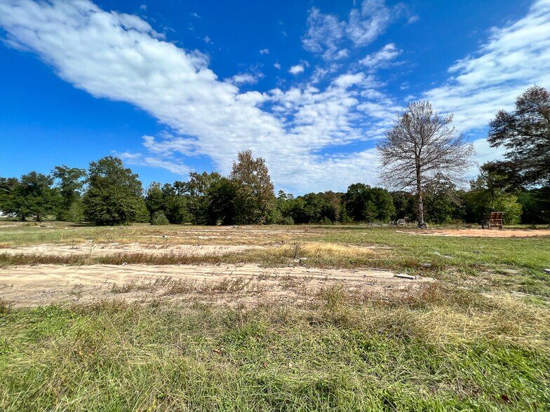 More Photos Of 730 Interstate 45 S, Huntsville Land For Sale