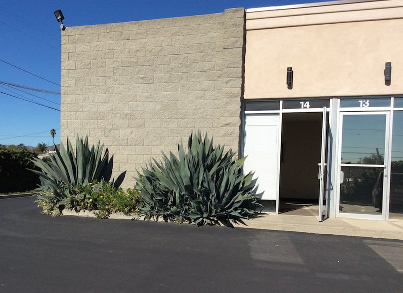 More Photos Of 2747 Sherwin Ave, Ventura Manufacturing For Sale