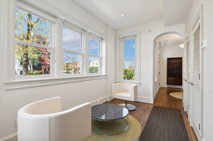 More Photos Of 800 Maryland Ave NE, Washington Office Residential For Sale