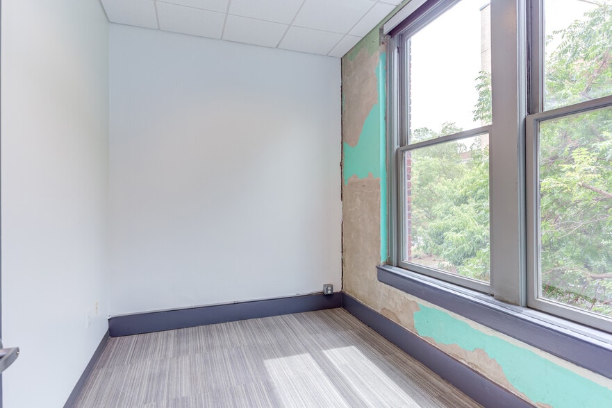 More Photos Of 202 Rigsbee Ave, Durham Office Residential For Lease