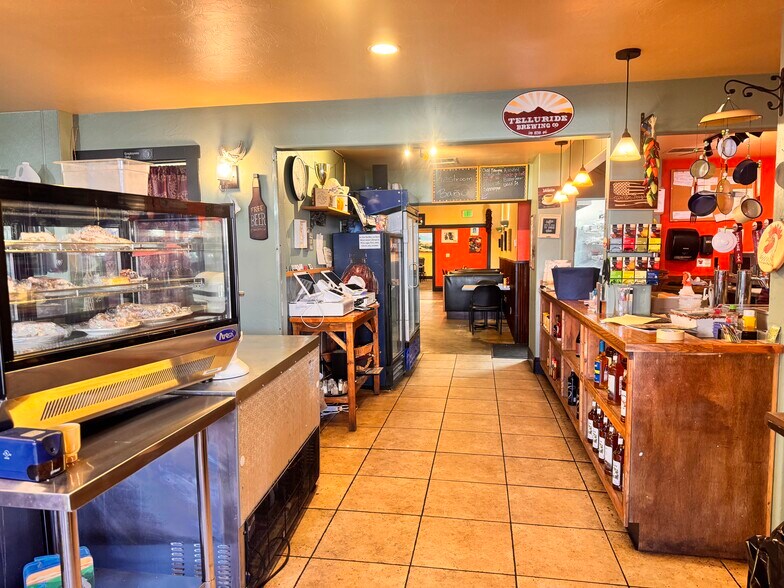 More Photos Of 206 E Aspen Ave, Fruita Storefront Retail Office For Sale