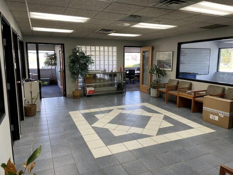 More Photos Of 3530 E Ellsworth Rd, Ann Arbor Warehouse For Lease