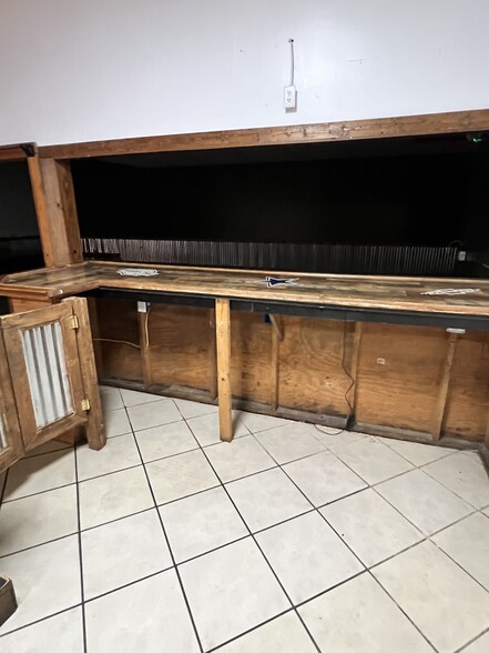 More Photos Of 612 Slater St, Kings Mountain Flex For Lease