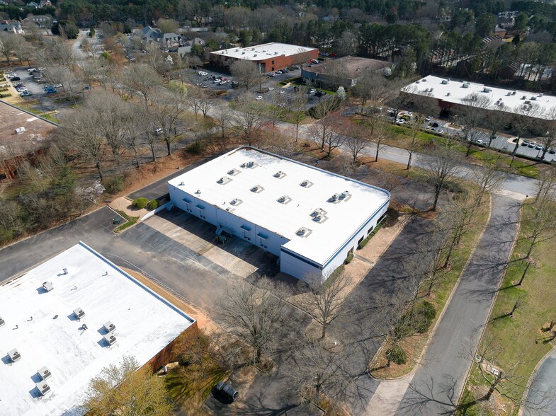 More Photos Of 4800 River Green Pky, Duluth Warehouse For Lease