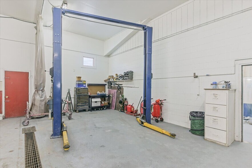 More Photos Of 796 W Maple St, Pocatello Specialty For Sale