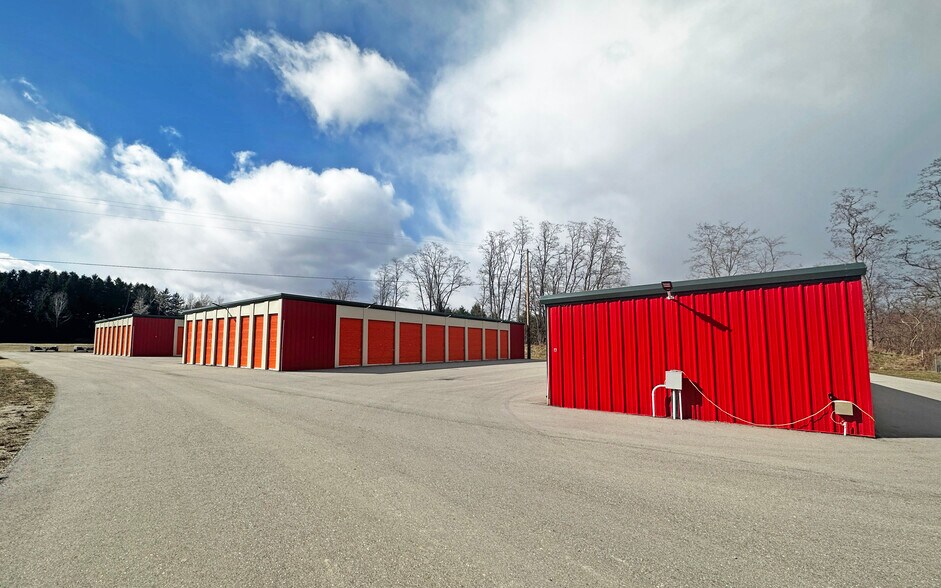 More Photos Of 205 N Ridge St, Port Sanilac Manufacturing For Sale