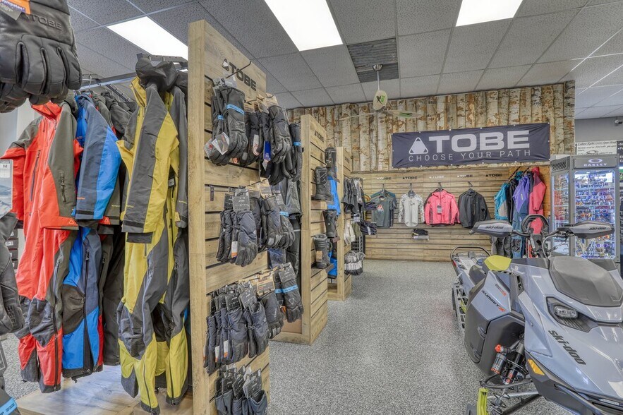 More Photos Of 29130 US 160 Hwy, South Fork Storefront For Sale