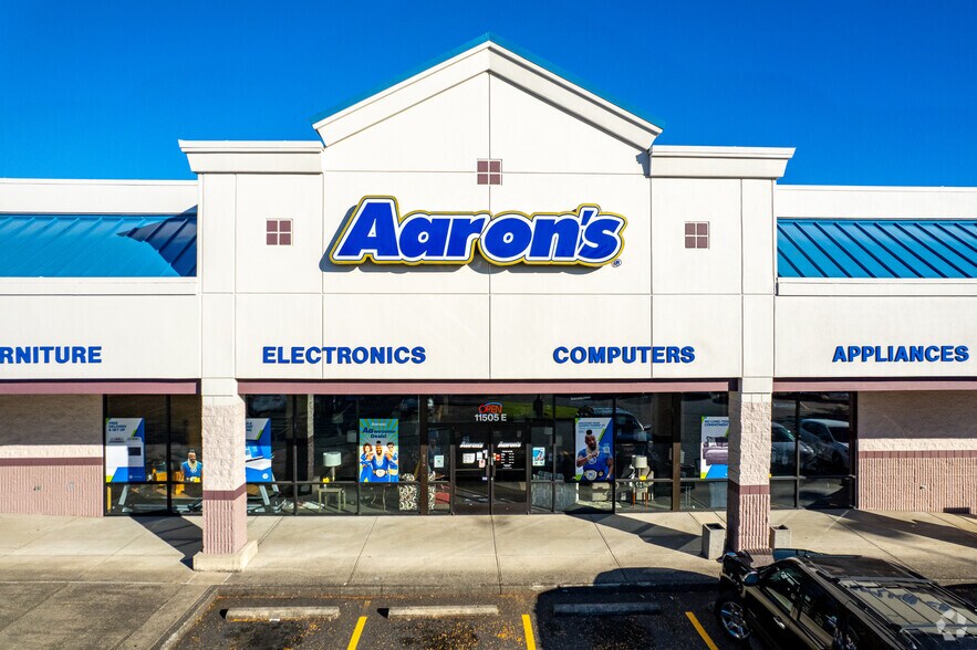 More Photos Of 11505 NE Fourth Plain Rd, Vancouver Unknown For Lease