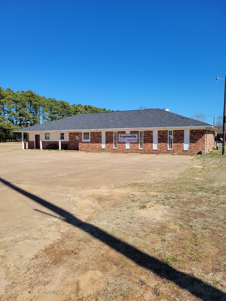 Primary Photo Of 12946 US Highway 287, Grapeland Trailer Camper Park For Sale