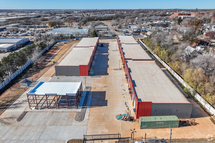 More Photos Of 705 Meridian Ave, Oklahoma City Distribution For Lease