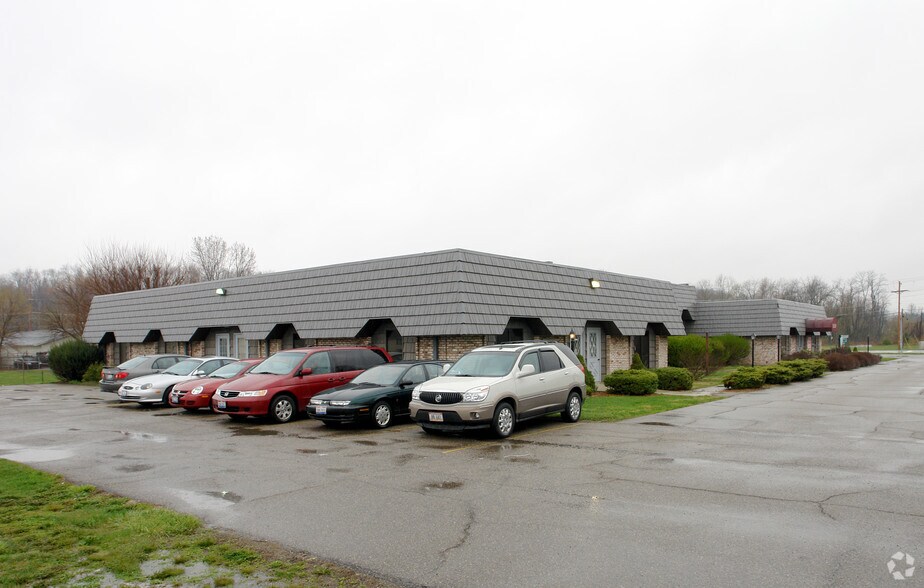 More Photos Of 2112 Cherry Valley Rd, Newark Office For Lease