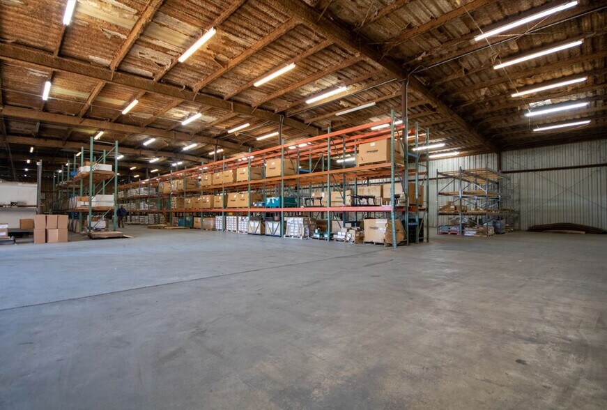 More Photos Of 9320 Madison Blvd, Madison Warehouse For Lease