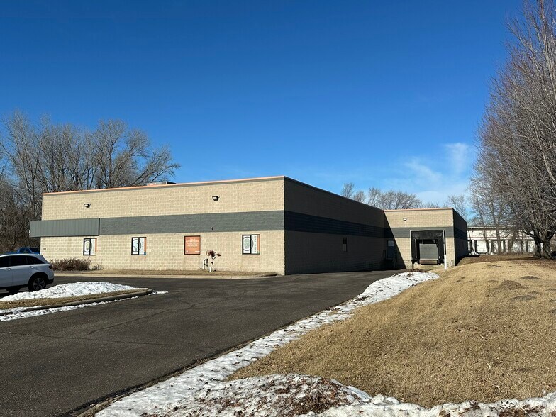 More Photos Of 1155 114th Ln NW, Coon Rapids Manufacturing For Lease