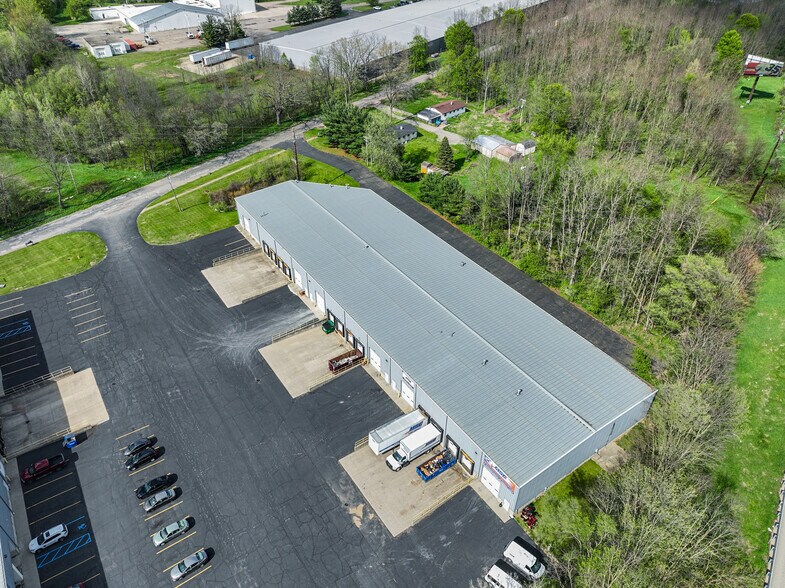 More Photos Of 10000 Miller Dr, Galesburg Service For Lease