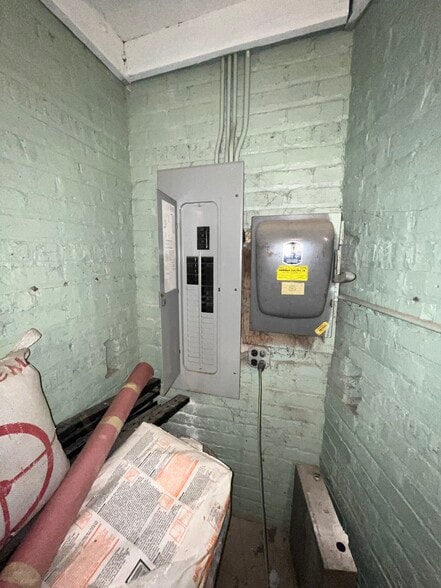 More Photos Of 4203 W Fullerton Ave, Chicago General Retail For Sale