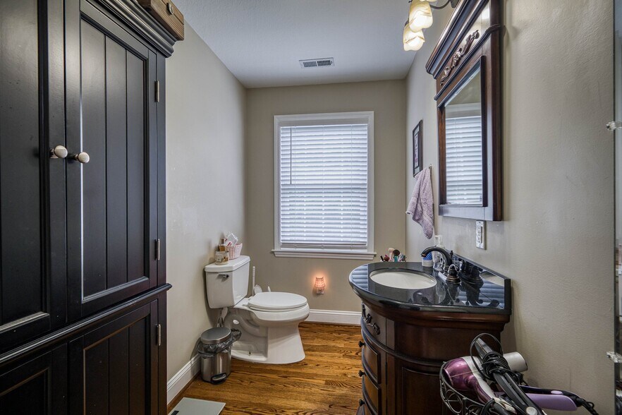 More Photos Of 200 Little Acres Dr, Marion Specialty For Sale