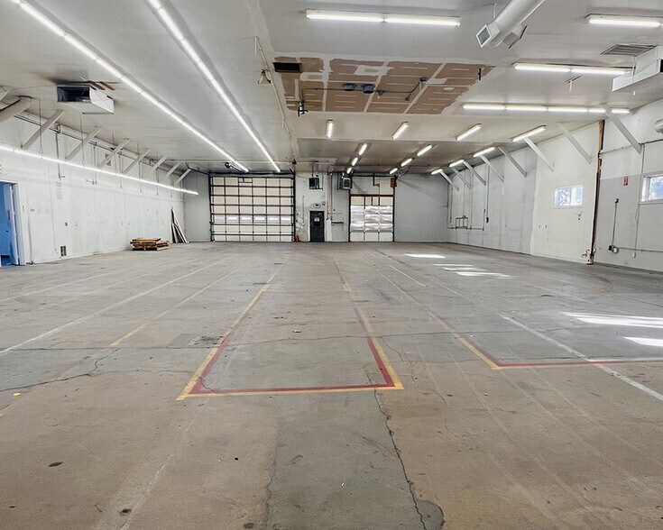 More Photos Of 205-253 12th St SW, Loveland Warehouse For Sale