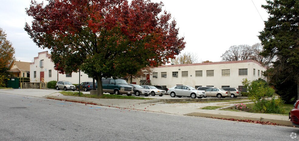 Primary Photo Of 620-626 Franklin Ave, Essex Warehouse For Sale