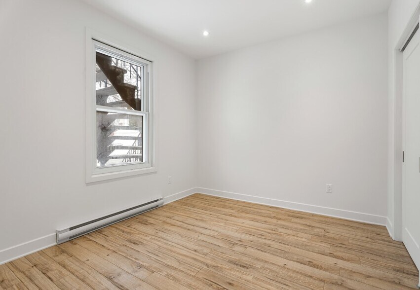 More Photos Of 6724-6728 St D'iberville, Montréal Apartments For Sale
