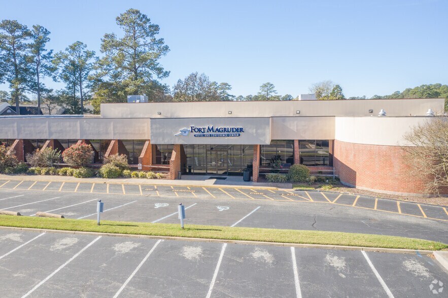 More Photos Of 6945 Pocahontas Trl, Williamsburg Hotel For Sale