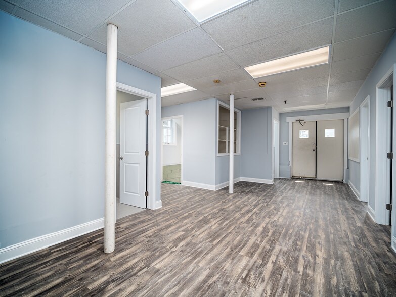 More Photos Of 100 Central St, Milford Warehouse For Lease