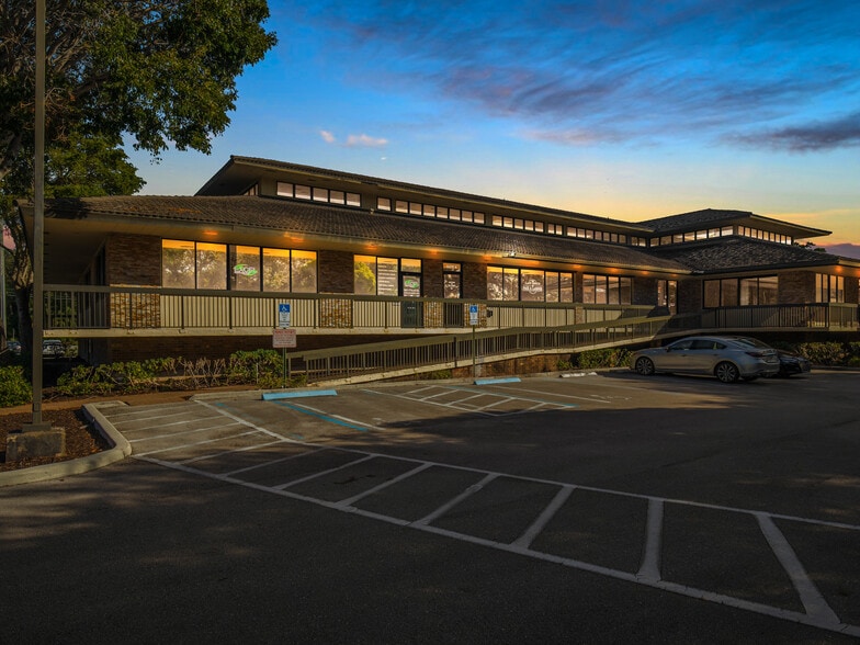 More Photos Of 5499 N Federal Hwy, Boca Raton Office For Sale