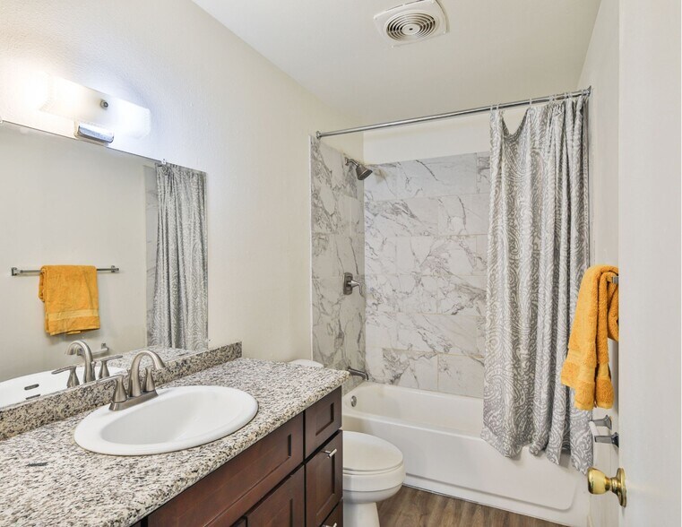 More Photos Of 46595 Vargas Rd, Indio Apartments For Sale