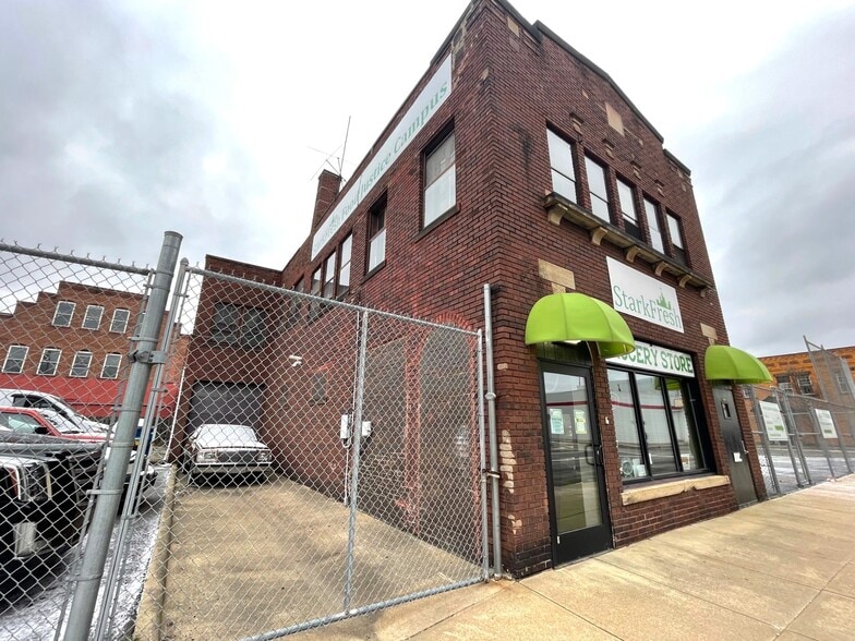 More Photos Of 321 Cherry Ave NE, Canton Storefront Retail Office For Sale