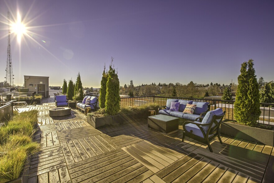 More Photos Of 1900 Queen Anne Ave N, Seattle Apartments For Lease